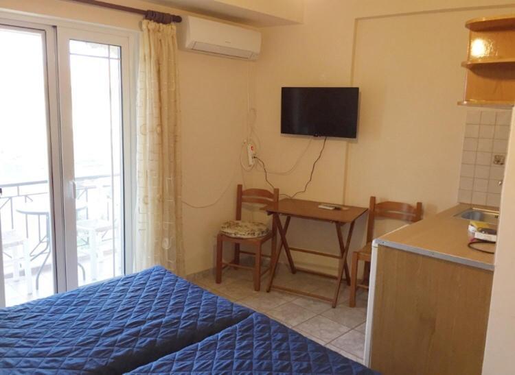 Nonika's House 1 Τσουκαλάδες
